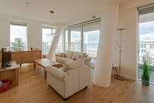 Prachtig 2 slaapkamer appartement met zicht op zee