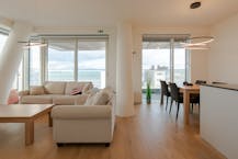 Prachtig 2 slaapkamer appartement met zicht op zee