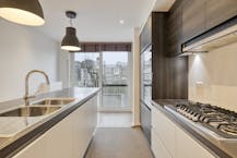 Ruim instapklaar huis in Deurne met garage! 