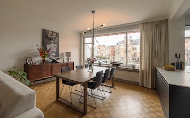 Appartement met twee slaapkamers en terras te koop Antwerpen