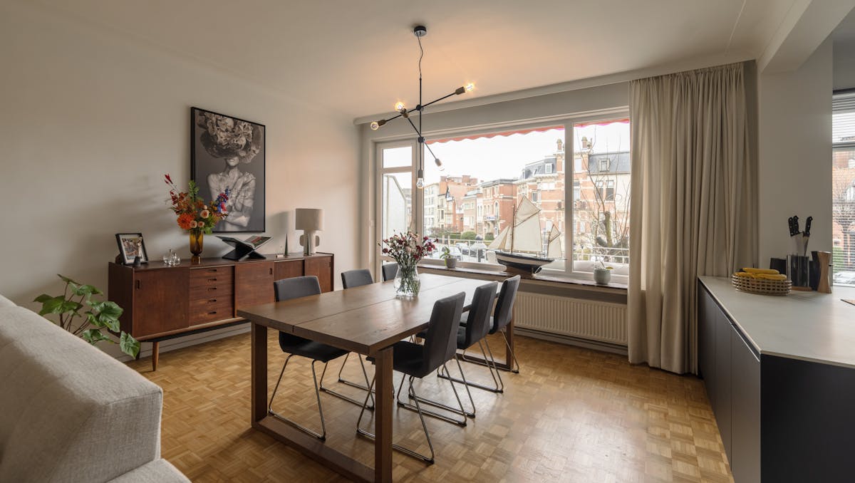 Appartement met twee slaapkamers en terras te koop Antwerpen