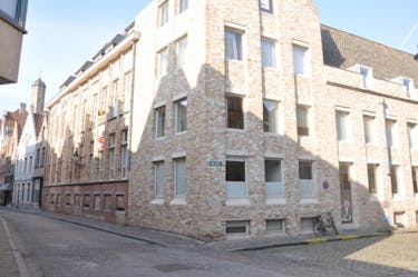Ondergrondse staanplaats te huur in centrum Brugge 