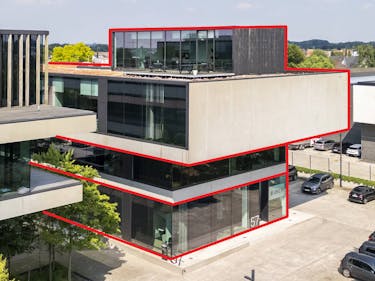 Immeuble de bureaux à louer dans le parc d'affaires de Waregem 