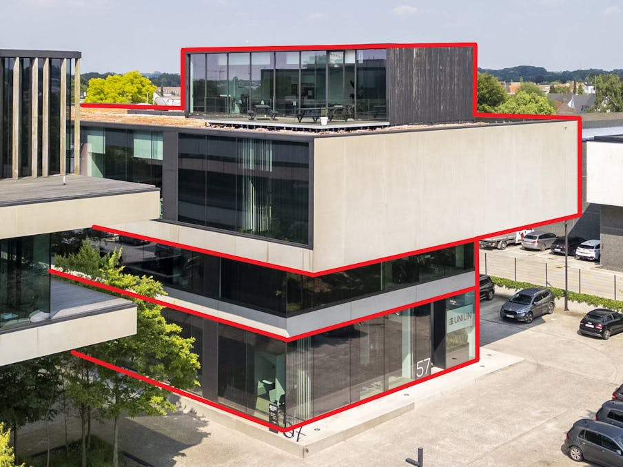 Immeuble de bureaux à louer dans le parc d'affaires de Waregem 