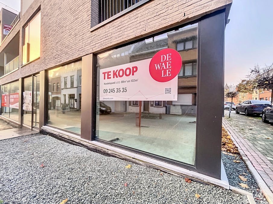 Nieuwbouw handelsruimten (88 - 190 m²) te koop in Aalst