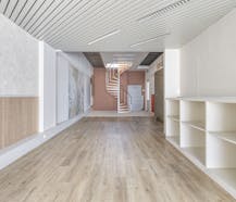 Handelspand met magazijn te huur Loppem
