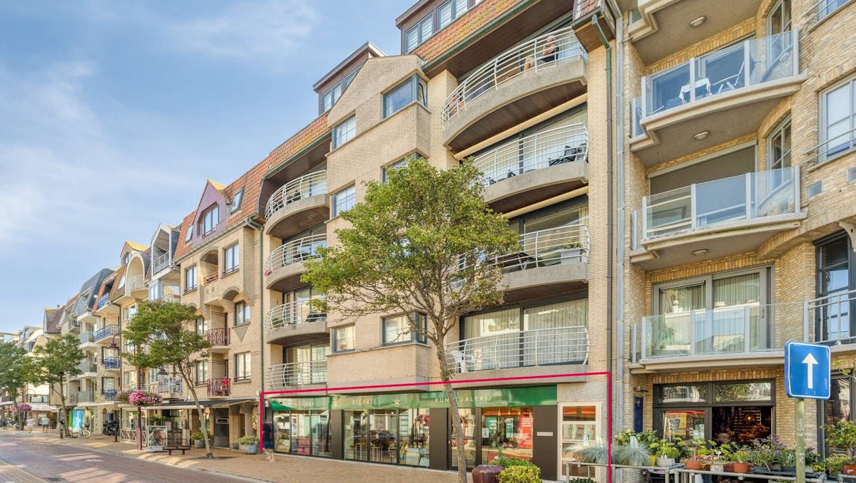 Kantoor te koop op topligging in Kerkstraat in Wenduine