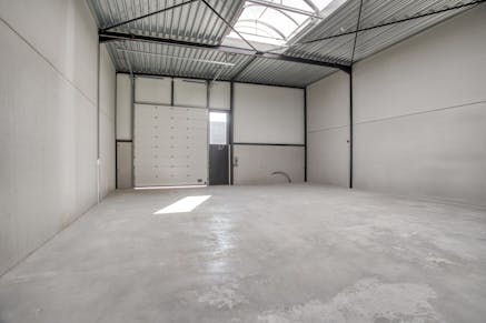 Magazijn te koop Sint-Baafs-Vijve