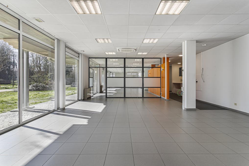 Handelspand te huur in centrum Roeselare