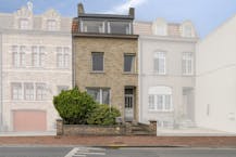 Maison avec grand jardin ensoleillé à vendre dans le centre de Knokke