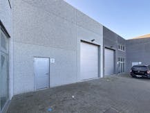 Nieuwbouw KMO-unit (375 m²) te huur in Lievegem