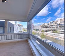 Ruim gerenoveerd appartement te huur aan de Leie te Kortrijk