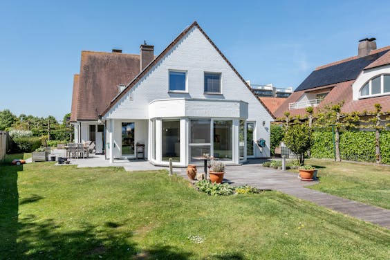 Villa te koop Duinbergen