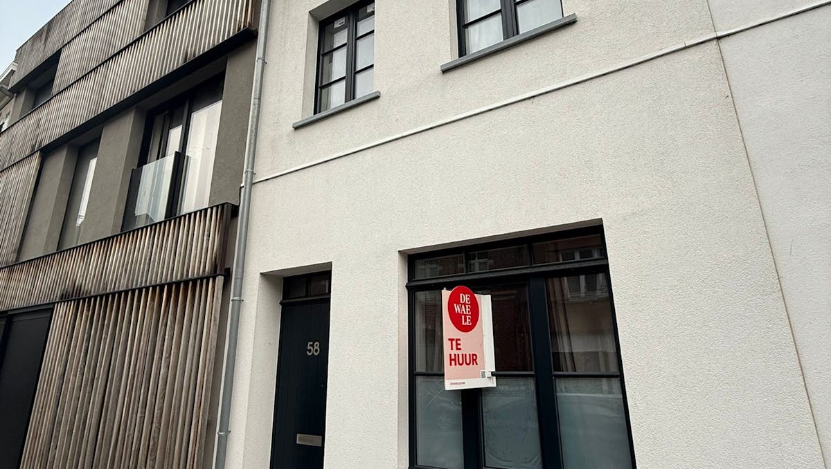 Charmante rijwoning met koer te huur in Oudenaarde.