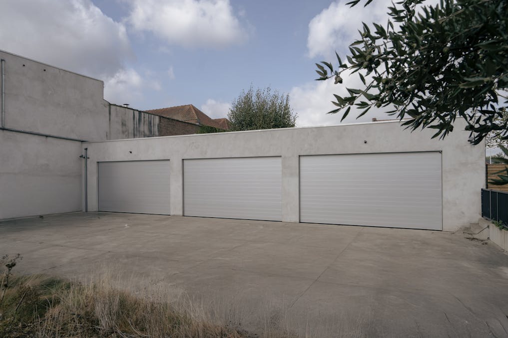 Magazijn van ca. 145 m² te koop in Lauwe!