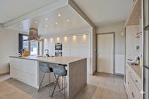 alfopen bebouwing met 3 slaapkamers op een ruim perceel in Gits!