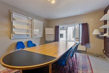 Kantoor (212 m²) met woonst (105 m²) te koop in Evergem