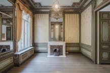 Imposante herenwoning / kantoorgebouw te koop in Kortrijk