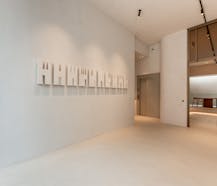 Opbrengsteigendom te koop op toplocatie te Knokke