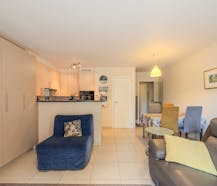 Instapklaar appartement met 1 slaapkamer en terras