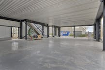Nieuwbouwmagazijn van ca. 72 m² te huur in Wevelgem