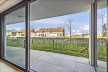 Verzorgde assistentiewoning met terras te Zwevegem