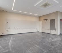 Handelsgelijkvloers te koop sint-pieters-leeuw