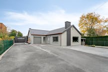 Alleenstaande woning met bijgebouw te koop in Huise (Kruisem)