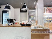 Gerenommeerde delicatessen zaak te koop te Sint-Idesbald.