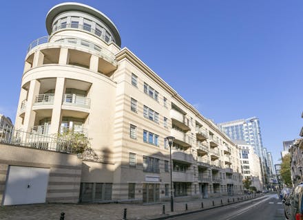 Luxe duplex appartement met 4 slaapkamers in hartje Europese wijk Brussel