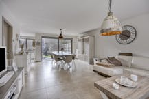 Lichtrijke gezinswoning met 4 slaapkamers te koop in Lauwe!