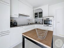 Appartement met 2 slaapkamers en garage in centrum Lanaken