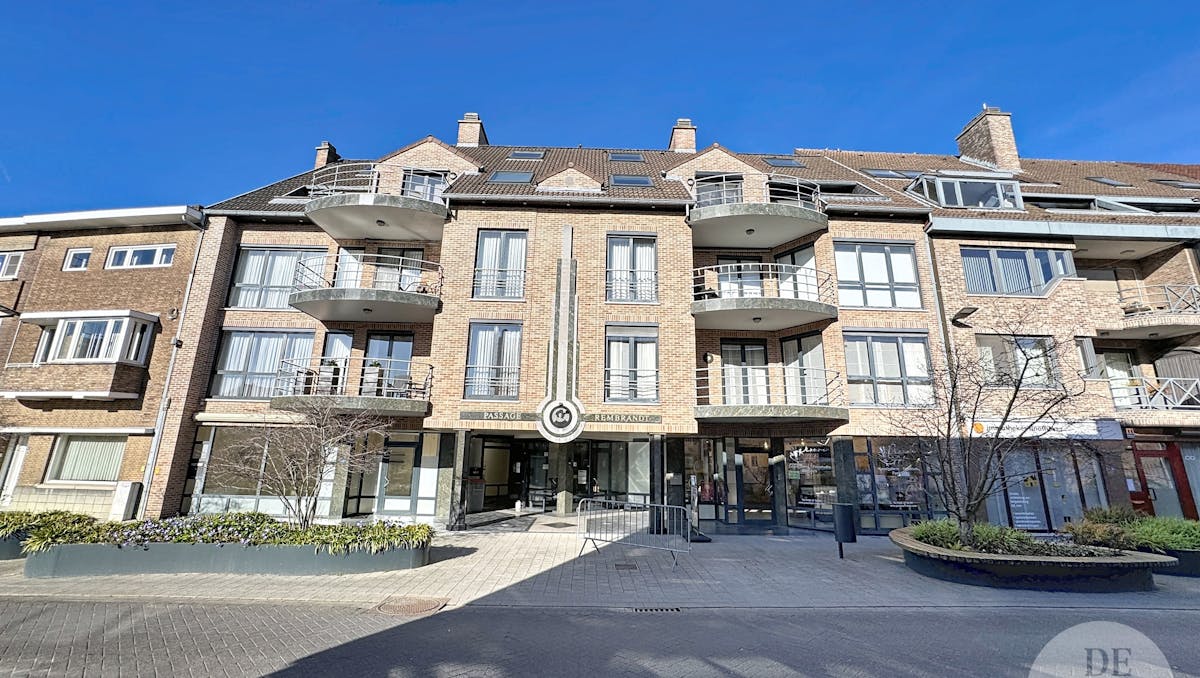 Appartement met 2 slaapkamers en garage in centrum Lanaken