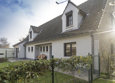 Lichtrijk alleenstaand huis te koop nabij centrum en station Waregem