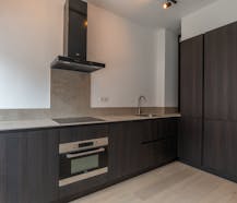 Gerenoveerd gelijkvloers appartement met twee slaapkamers