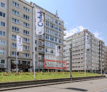 Lichtrijk hoekappartement te centrum Oostende