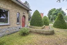 Subliem gelegen huis langs de Aardenburgseweg te Sint-Kruis