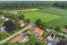 Subliem gelegen huis langs de Aardenburgseweg te Sint-Kruis