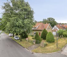Subliem gelegen huis langs de Aardenburgseweg te Sint-Kruis