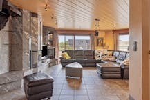 Handelspand te koop met woonst en atelier in Ruddervoorde