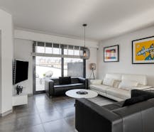 Penthouse met 100m² aan terras te koop in Wilrijk