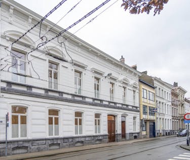 Authentieke woning met 2 slaapkamers en bureelruimte