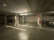 Afgesloten ondergrondse staanplaats (nr. 119) nabij Brugge