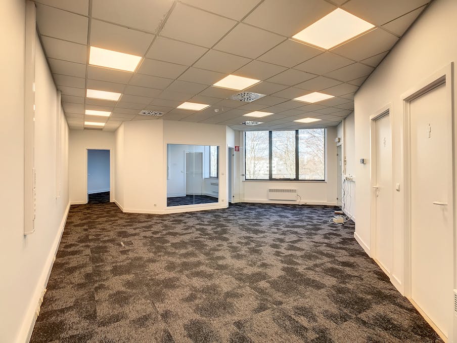 Kantoor te huur in Kortrijk