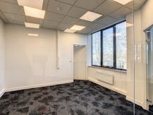 Kantoor te huur in Kortrijk