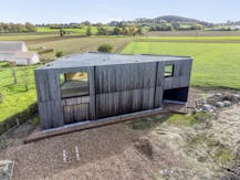 Moderne houtskeletwoning met panoramisch uitzicht