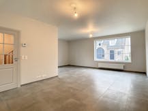 Recente woning met 3 kamers, tuin en garage in Poperinge