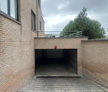 Goedgelegen garagebox te koop te Duinenweg in Middelkerke!