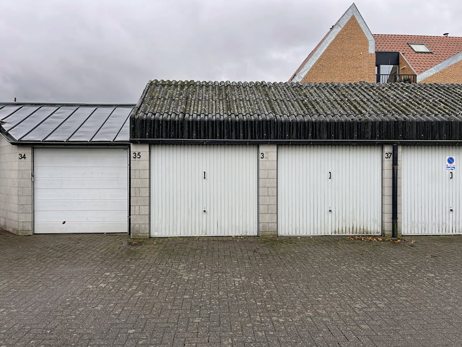 Garagebox te koop op toplocatie in centrum Brugge