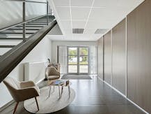 Kantoor + magazijn te huur in Strombeek-Bever